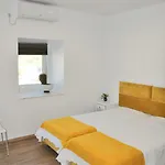 Sleep In * Bucelas