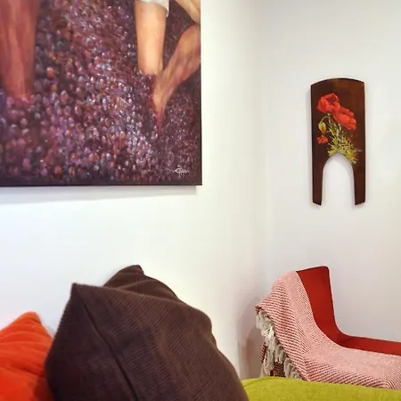 Sleep In 招待所 Bucelas