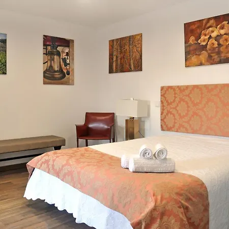 בית הארחה Sleep In Bucelas