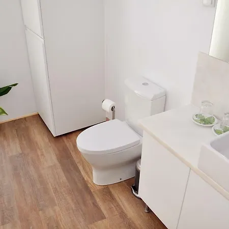 Sleep In Gasthuis Bucelas