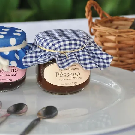 Sleep In Gasthuis Bucelas